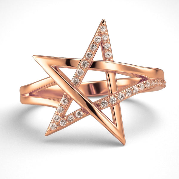 Star Ring in Gold with Diamonds