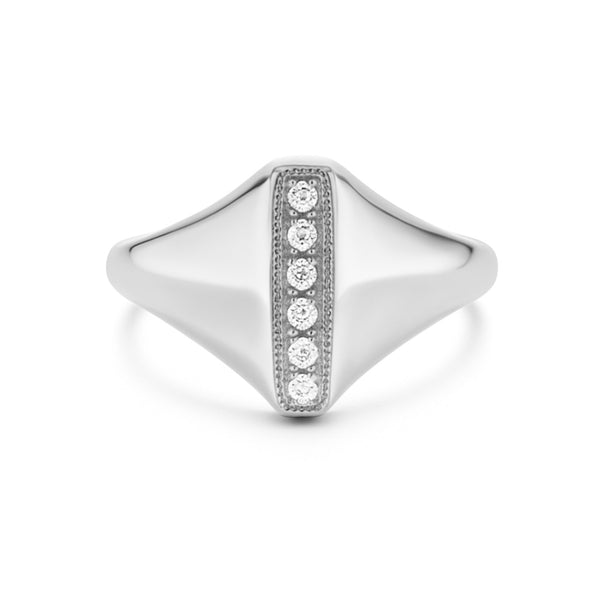 Signet Ring in Gold with Diamonds