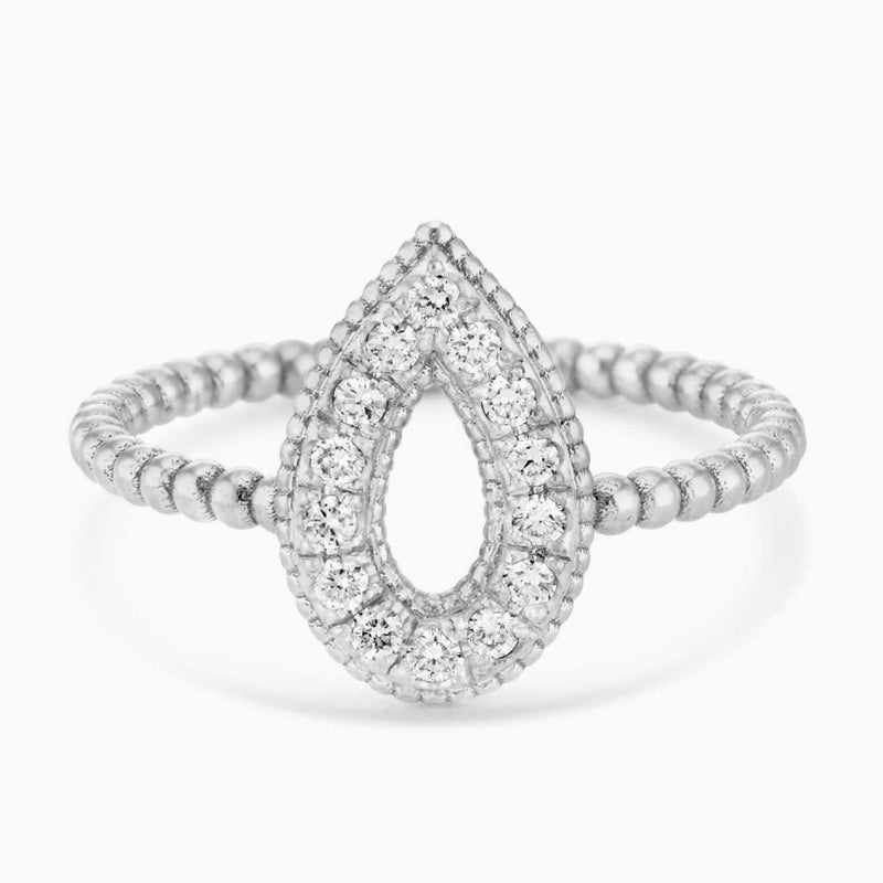 Pear Shape Vintage Design Ring in Gold with Diamonds