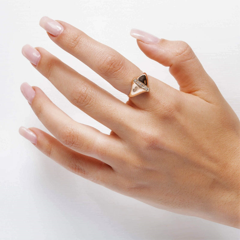 Signet Ring in Gold with Diamonds