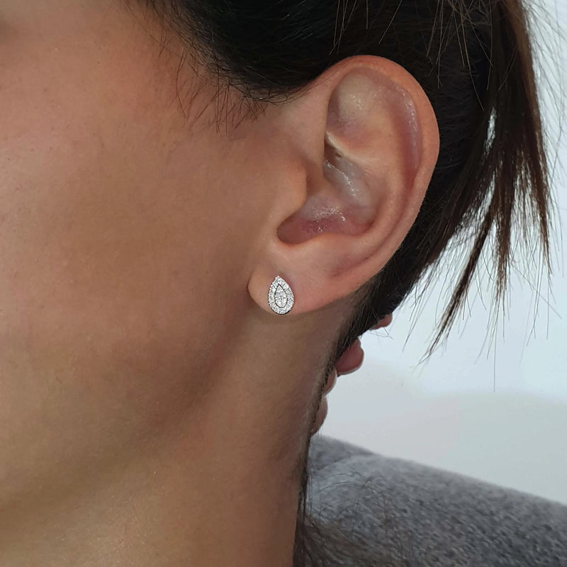 Pear Shape Earrings in Gold with Diamonds