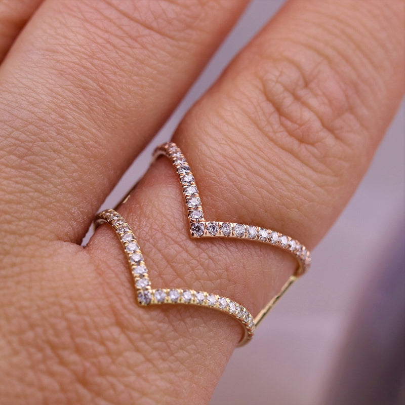 V Shape Ring in Gold with Diamonds