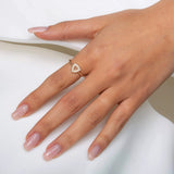 Vintage Design Ring in Gold with Diamonds
