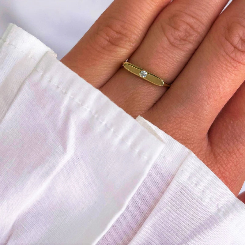 Signet Ring in Gold with Diamonds