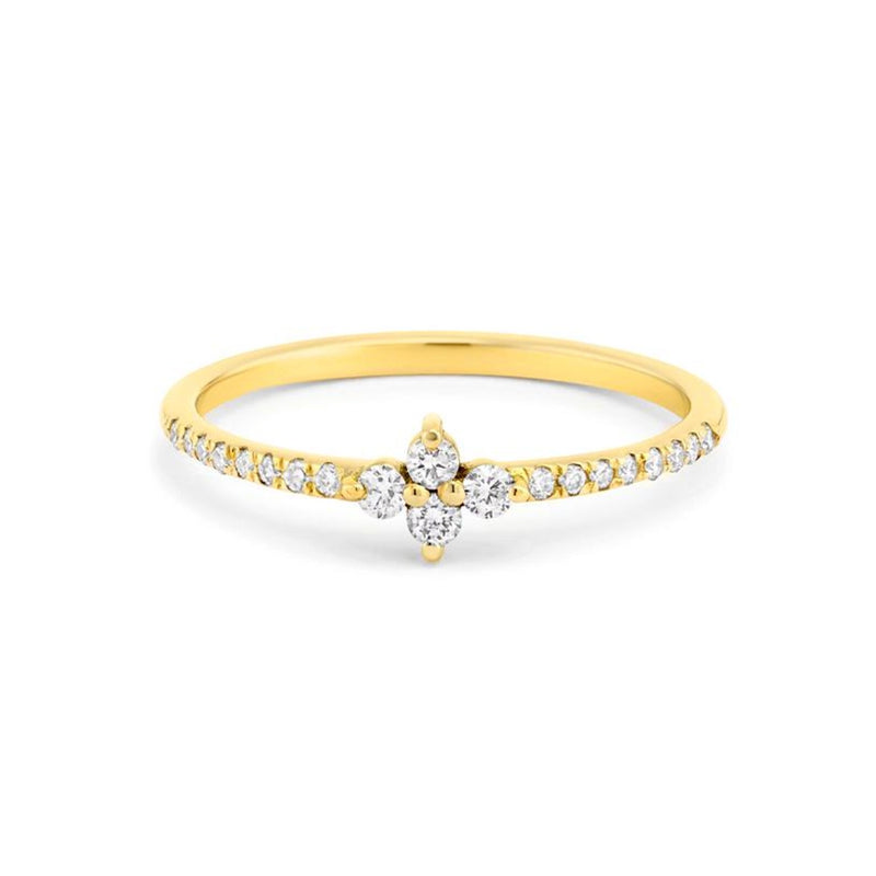 Star Shape Ring in Gold with Diamonds