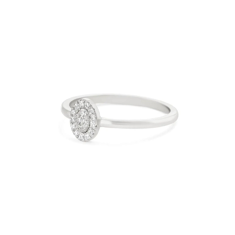Oval Shape Ring in Gold with Diamonds