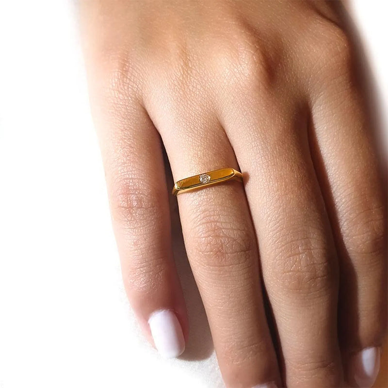 Signet Ring in Gold with Diamonds