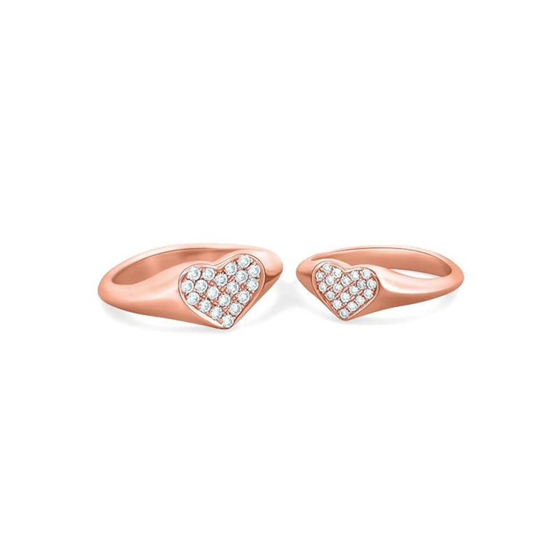 Heart Signet Ring in Gold with Diamonds