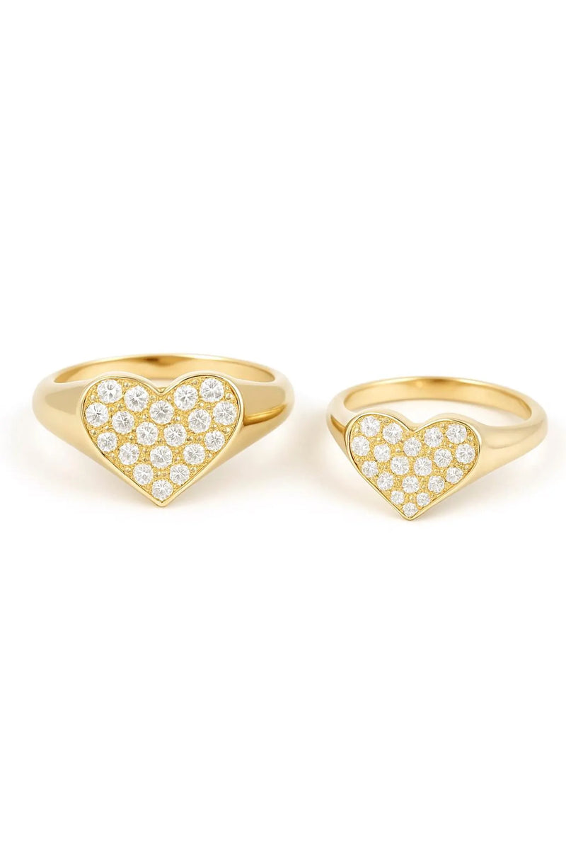 Heart Signet Ring in Gold with Diamonds