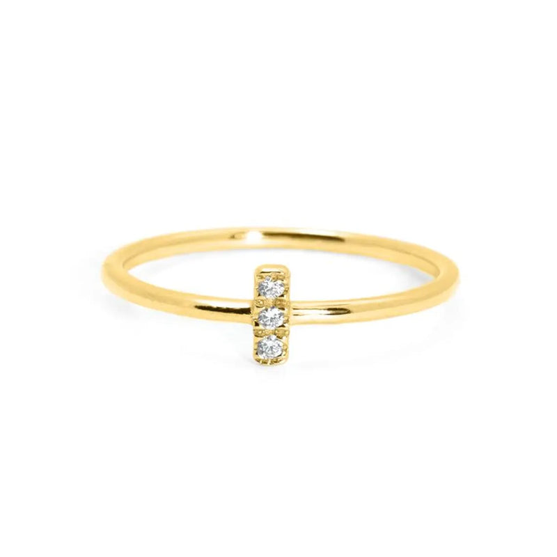 Minimal Three Stone Ring in Gold with Diamonds